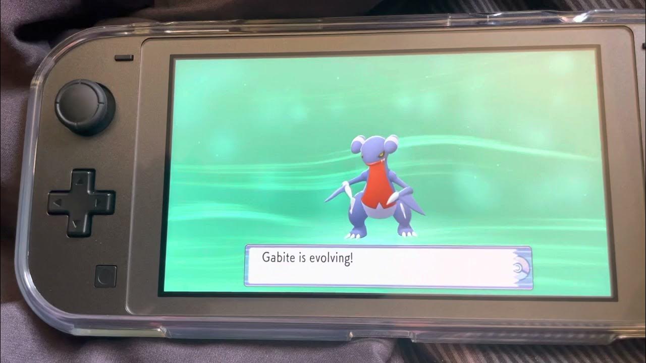 Pokémon Brilliant Diamond Gabite evolves into Garchomp YouTube