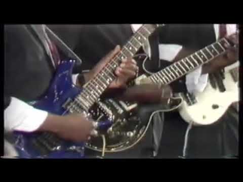 مصطفي سيد احمد قمر الزمان