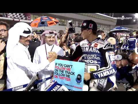 Video: MotoGP Qatar 2012: ljus, kamera och showen börjar i Losail