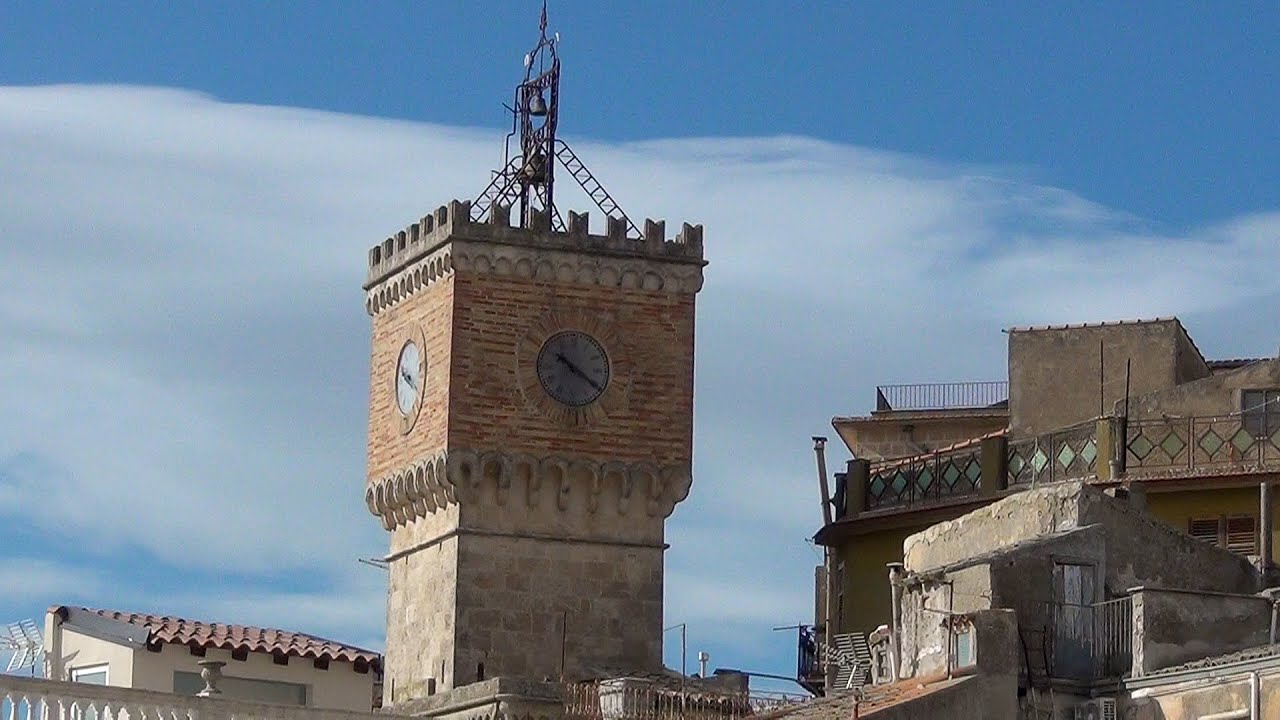 La Torre dell'orologio di Mussomeli - (18-11-2020)