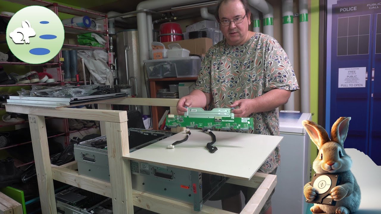 HP ProLiant DL580 G9 — установка верхней объединительной платы дисков SAS