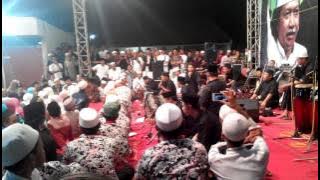 Lagu lucu: Kyai Kanjeng - esuk-esuk tuku lengo nyangking botol