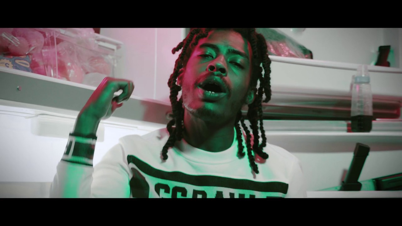 Young Manni  - "KEEP EM COMIN" (Official Video) Dir by @SARAFISMIDAS & 