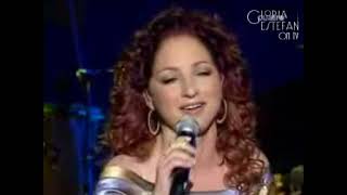 Gloria Estefan - Bésame (En Vivo desde Premios Cadena Dial 2008)