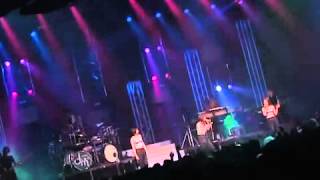 Dream is a japanese band from the 1999, formed by avex. ドリ―ム / d...