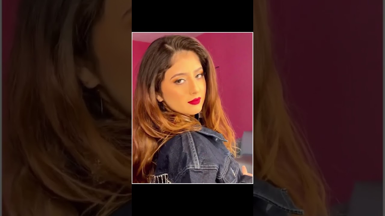 Arishfa Khan Height, Age, Boyfriend, Family, Biography & More