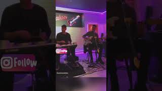 Hatırlar Mısın Gözlerim Ne Renkti ? Şfet