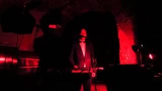 ManMachine - John Wayne (live @ Pritličje)