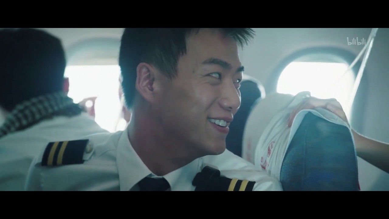 【中国机长/剪辑】四川3U8633欢迎回来！