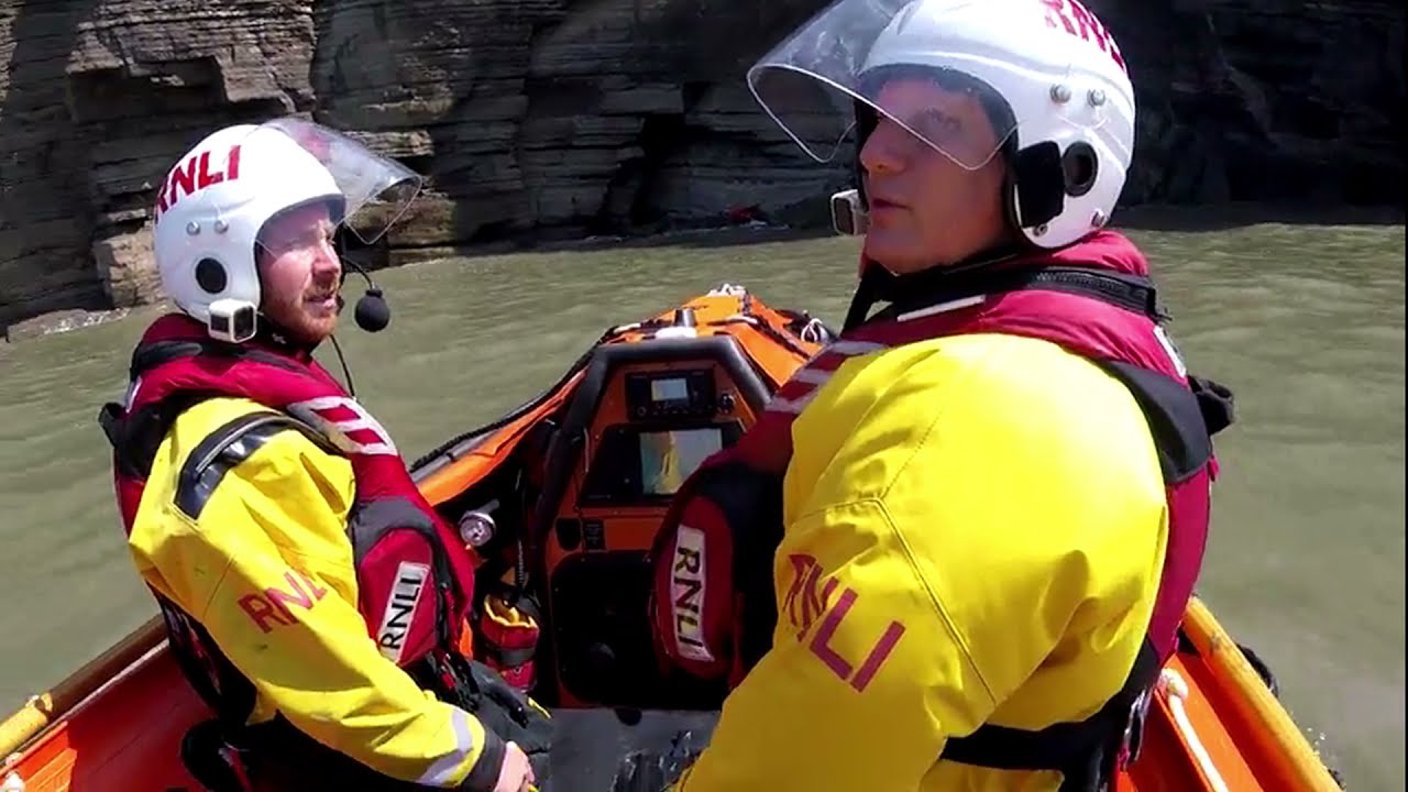 Porthcawl RNLI rescue Ollie the springer spaniel who had been lost at sea for over 3 hours