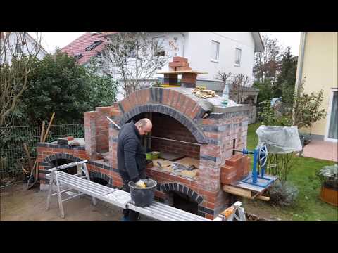 Video: Kasaner Kohlenbecken (63 Fotos): Optionen Mit Einem Metallofen Zum Grillen, Wie Man Einen Stand Auswählt, Projekte Mit Dach, Ofen Und Räucherei