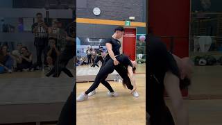 Acroduo By Ariana Y Danel Úo