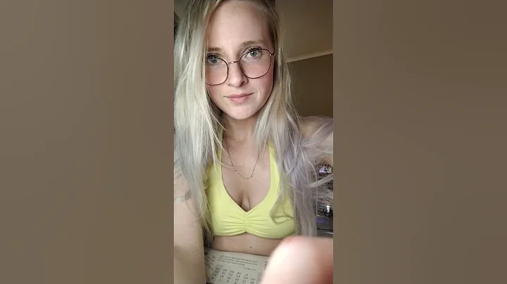 POV Tapping on your face / camera tapping 💛 #asmrtapping #asmrcameratapping #asmr #closeupasmr