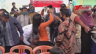 SEMAKIN TUA SEMAKIN MENJADI...!!! PENARI JAIPONG DI KELILINGI ORANG SAWER