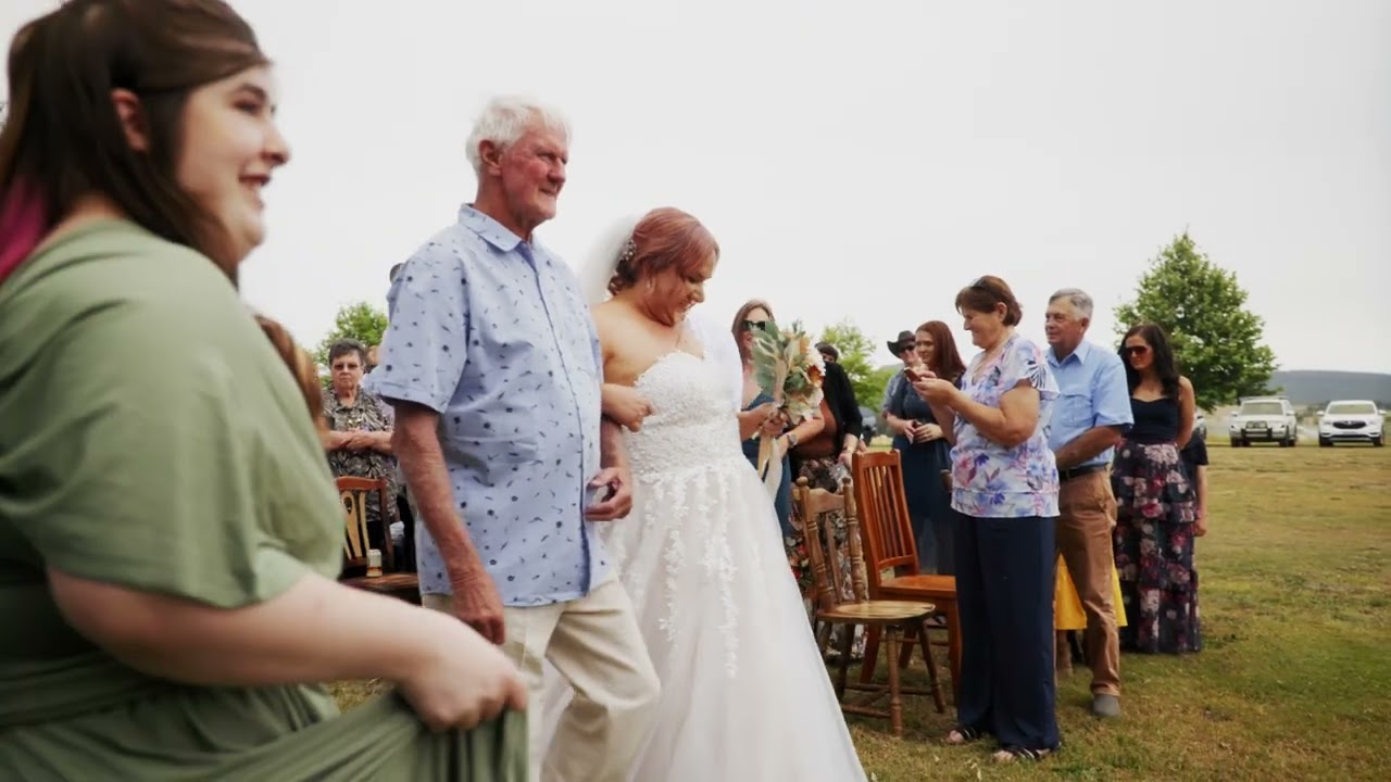✨ Anna & Chris’ Spectacular Country Wedding at Elderslie ✨