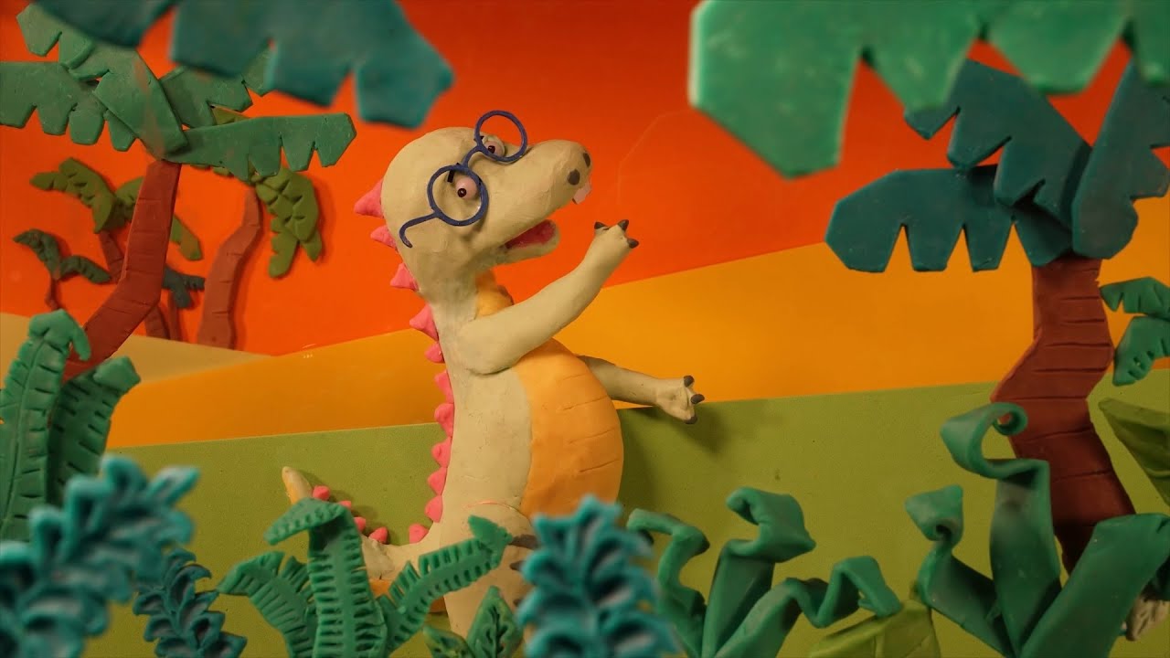 PEQUEÑO PEZ.  El DINOSAURIO ROMARIO.  Stop Motion.