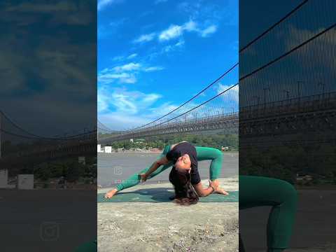 Malayasana Twisting Yoga Pose Yogapostures Youtubeshorts 