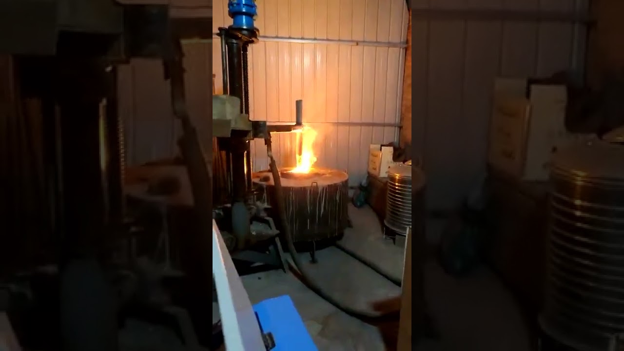 small DC electric arc furnace