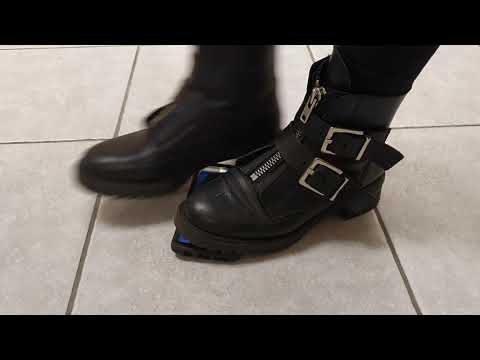 ASMR boots on smartphone