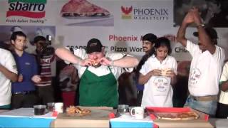 Phoenix MarketCity Sbarro's 17" Pizza World Eating Championship 31 03 2012