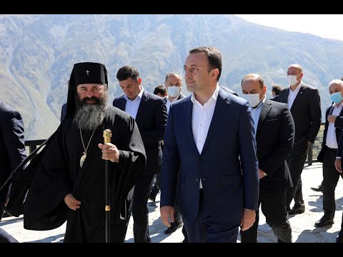 პრემიერ-მინისტრი გერგეტის სამების ტაძარს სტუმრობდა