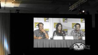 Celebrity Dexter. (HD) Comic Con 2010 panel 5 of 5 Net Worth