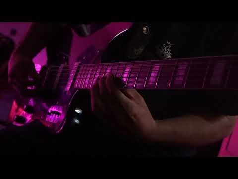 the cure - cut here bass vi riff