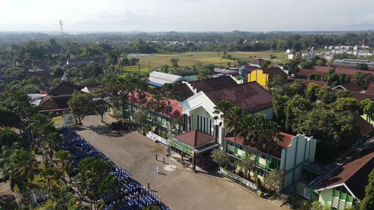UPACARA 17 AGUSTUS 2022 SMK NEGERI 5 JEMBER