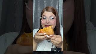 Mukbang de burrito de ramen super picoso buldak #ramen #buldak #mukba...