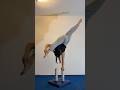 Golden✨️Love this song❤️#handstand #handstandworkout #handbalancing #倒立 #rickmethod #shorts