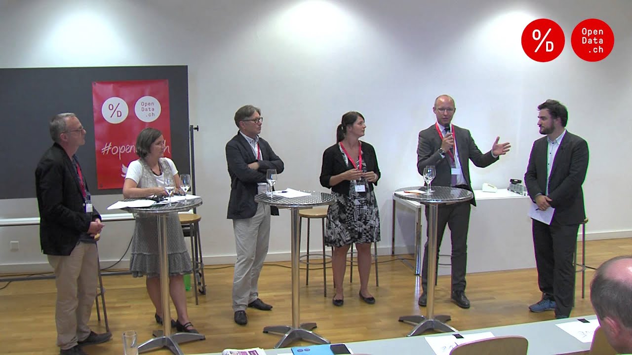 Opendata.ch/2015 - Paneldiskussion source definition