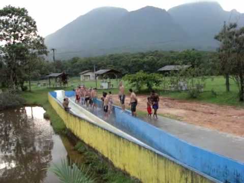 Parque – Parque Aquático Cascata do Piraí