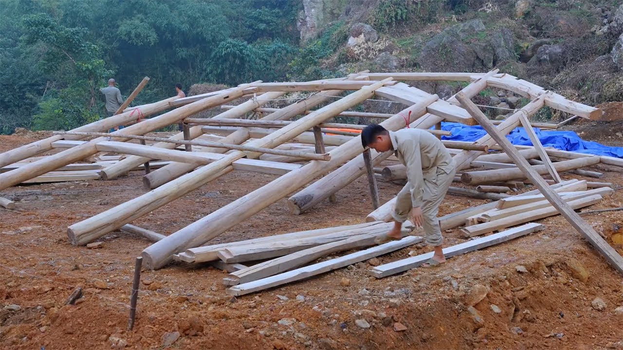 100 Days to Build a Wooden House - The Admirable Effort of a Small Man / \ Starts To Finish