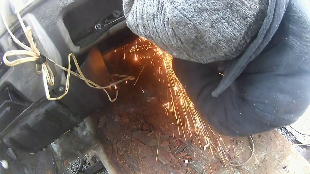 Обивка пола газель