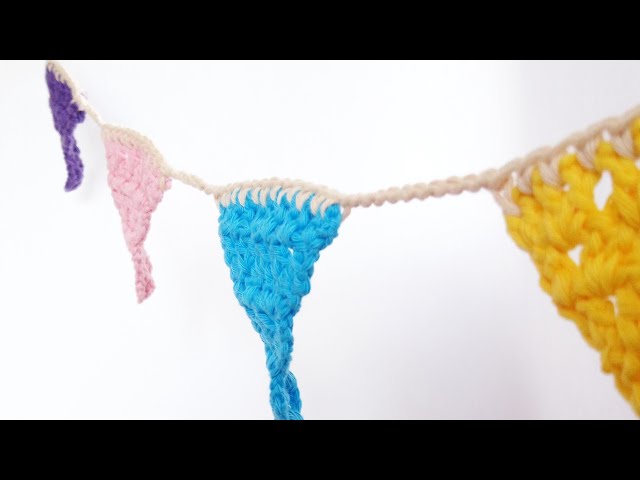 Quick Crochet Bunting - On The Go Series