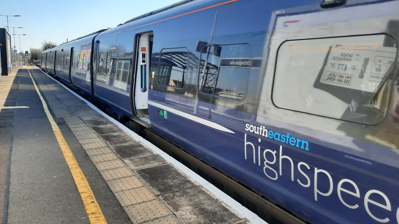 Observer:System Redux Gameplay Rutger Hauer