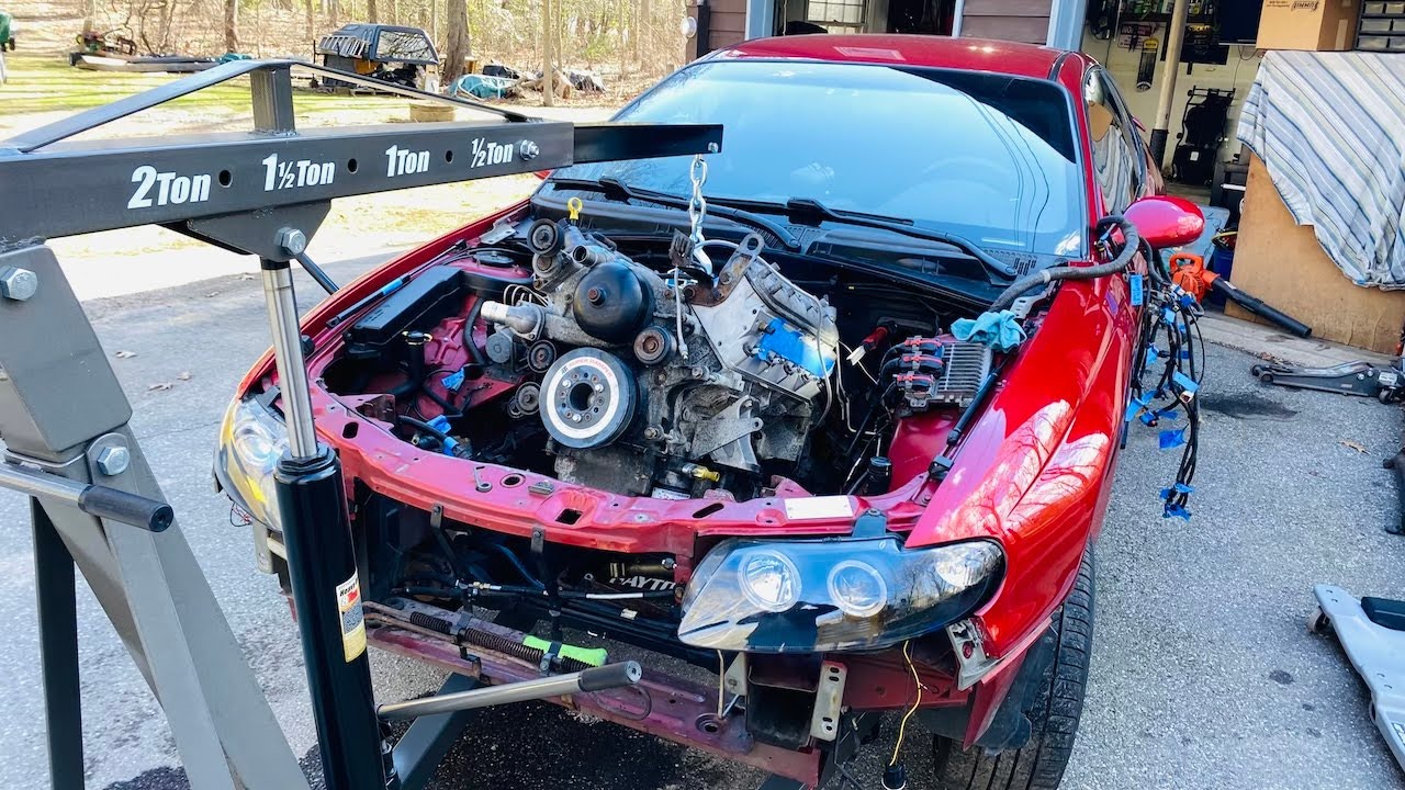 pulling the engine out of the GTO for some upgrades
