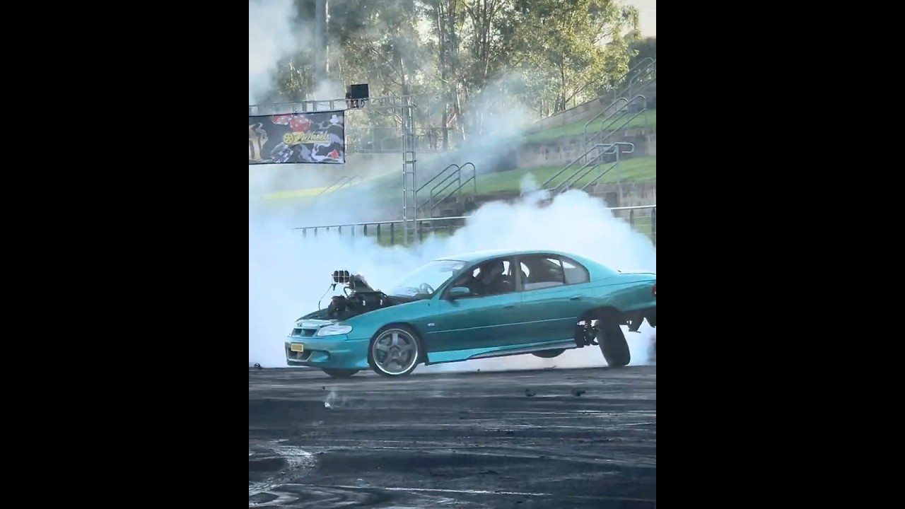OVAR8D's wheel leaves the chat at BURNOUT MASTERS 🔥BURNANZA🔥