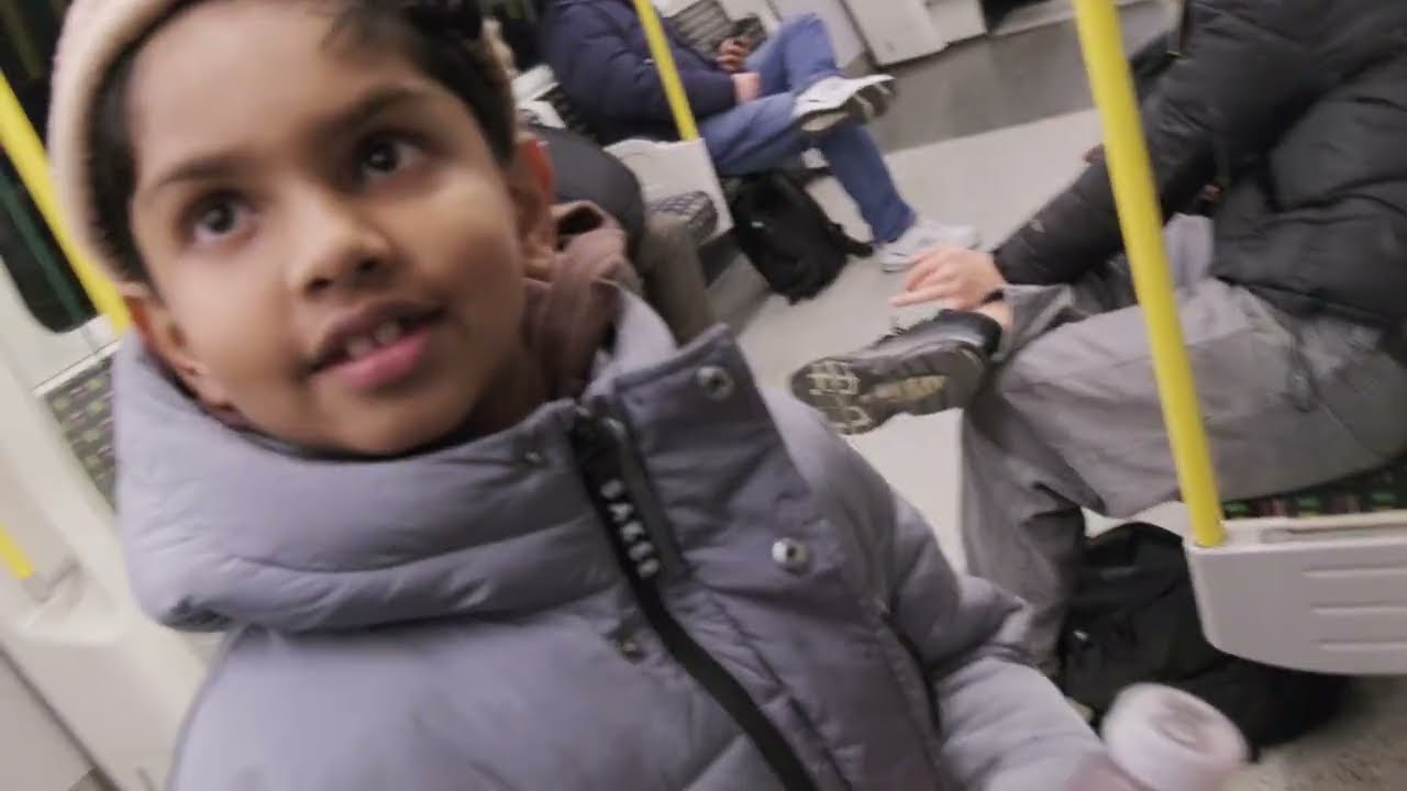 Wimbledon to Heathrow via 200 - Tram East Croydon - SL7 Super loop West Croydon to Heathrow