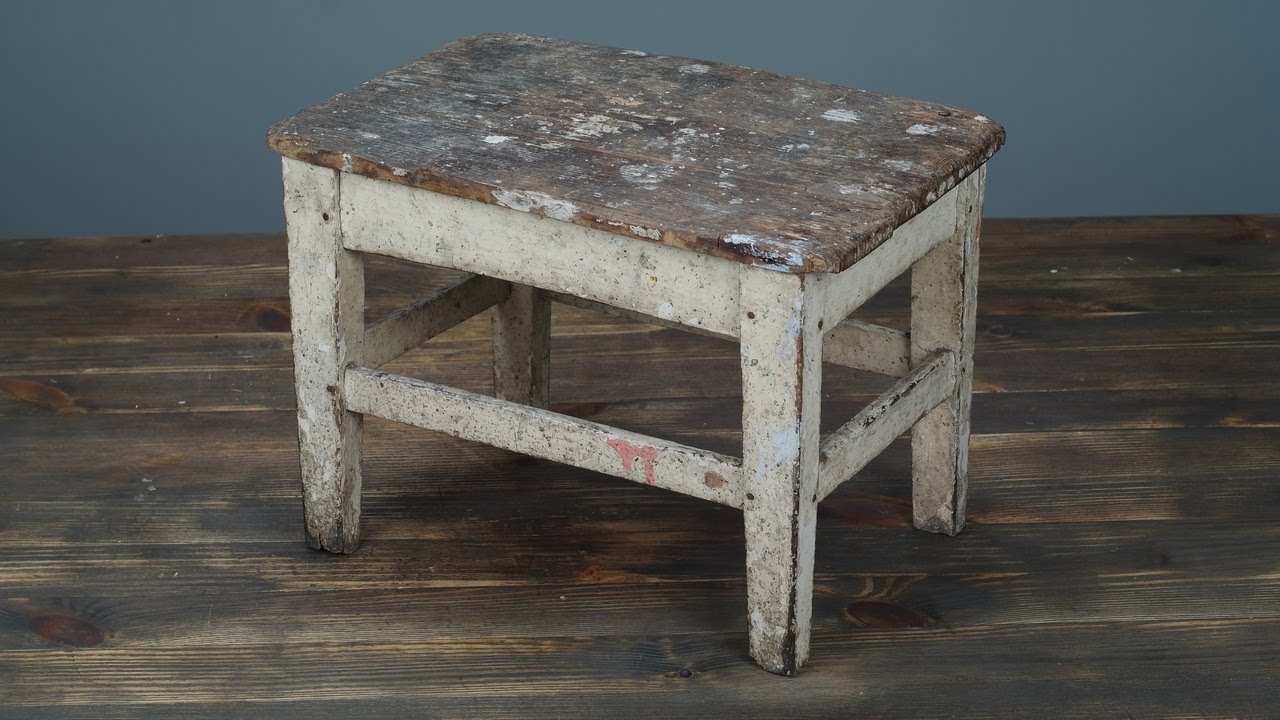 Реставрация старой табуретки - 🎬.