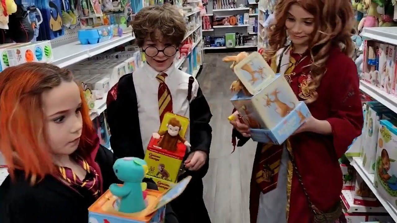 Young Wizards Explore Toy Sense