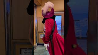 Love How Its So Easy To Run Into Characters On Disney Cruise