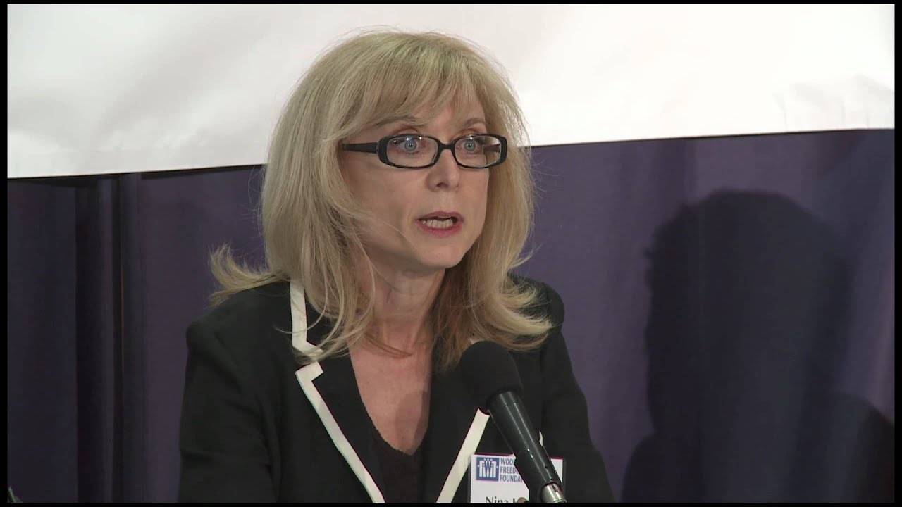 День сексуальной свободы 2010 — Кармен Васкес и Нина Хартли, часть 2 из 2