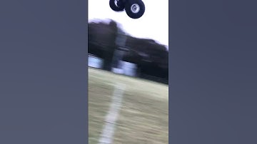 Hpi savage 8s power big jumps madness!! #rc #power #bashing #speed #jumps #8s #hpiracing