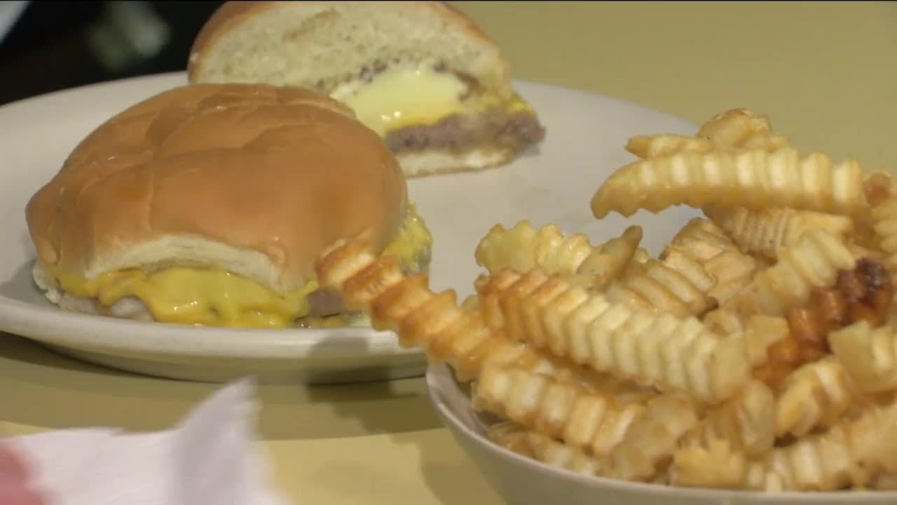 We're Open Solly's Grille still known for its butter burger 29 years