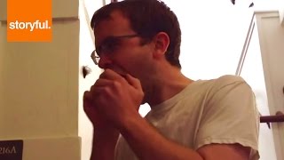 How To Eat A Martinelli's Bottle Like An Apple How To Eat A Martinelli's Bottle Like An Apple