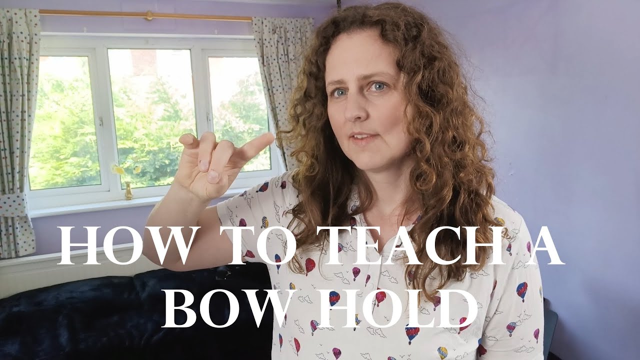 How to teach a Violin bow hold - YouTube