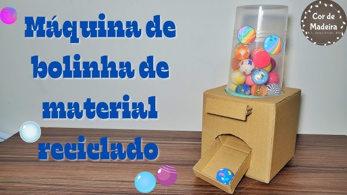 Como fazer uma máquina de vendas de CHICLETE com papelão 🍬  Como fazer  uma máquina de vendas de CHICLETE com papelão 🍬 Olá! Você já viu máquinas  de venda de doces