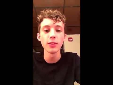 Troye Sivan - Answering Questions on Jimmy Fallon's Snapchat /July 18