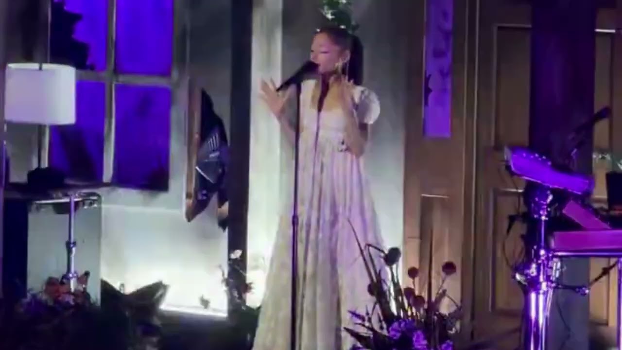 Ariana Grande - Stay (Live from the Eternal Sunshine Tour) Montreal Night 3